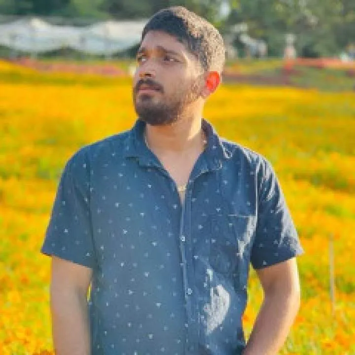 Tharaka Photo On Jungo Live