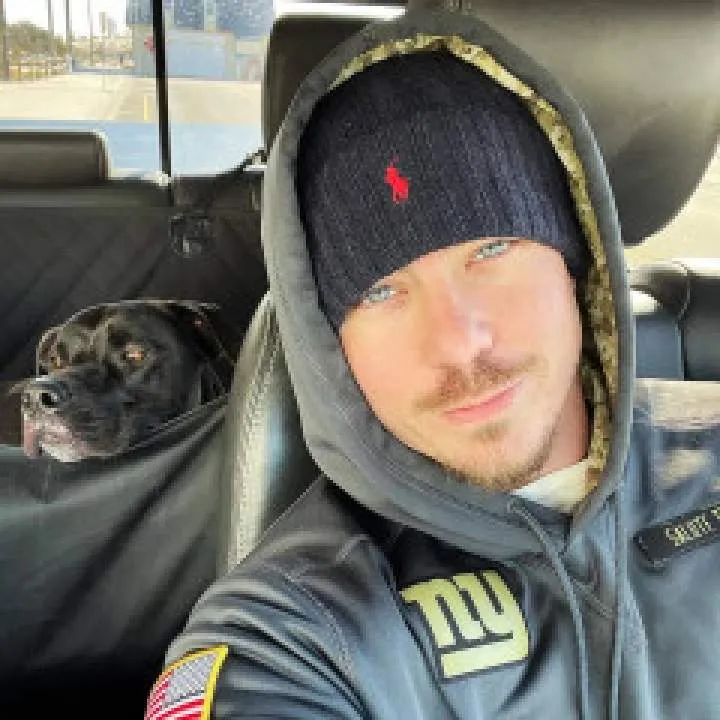 Leoscott Photo On Jungo Live