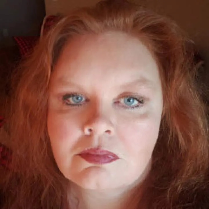 Red Photo On Jungo Live