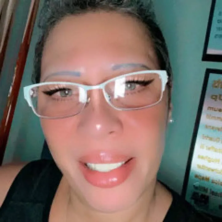 Evette Photo On Jungo Live