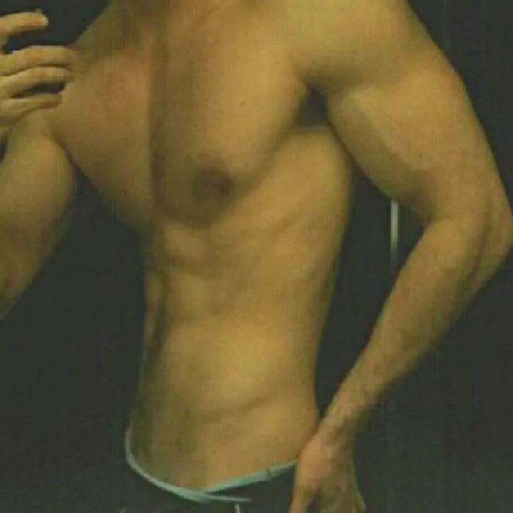 Mr. Robbinson Photo On Jungo Live