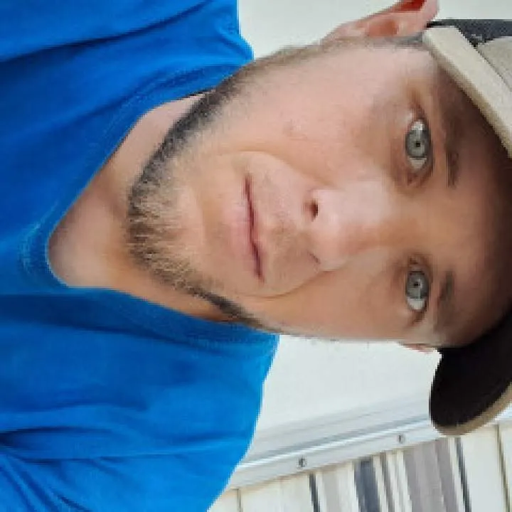 Boner Photo On Jungo Live