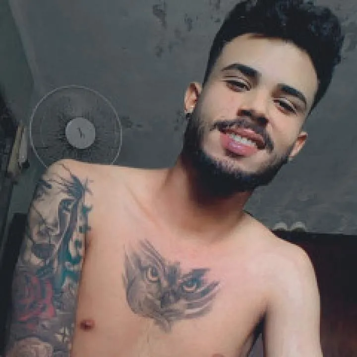 Cris Photo On Jungo Live