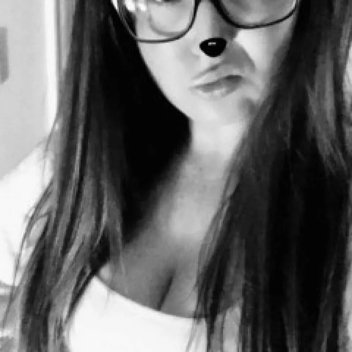 Lola Photo On Jungo Live