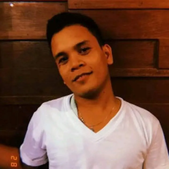 Tata Uy Photo On Jungo Live