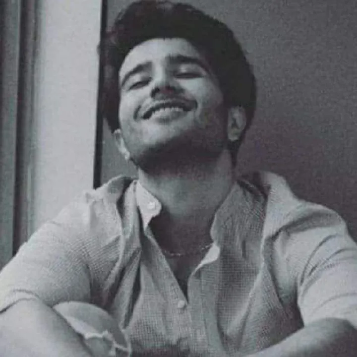 Hot Hunk Photo On Jungo Live