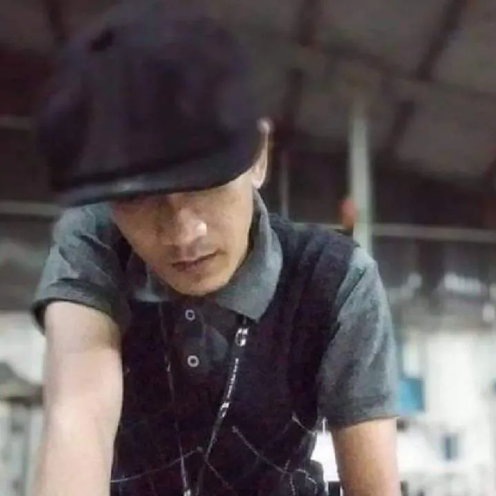 Vingger Photo On Jungo Live