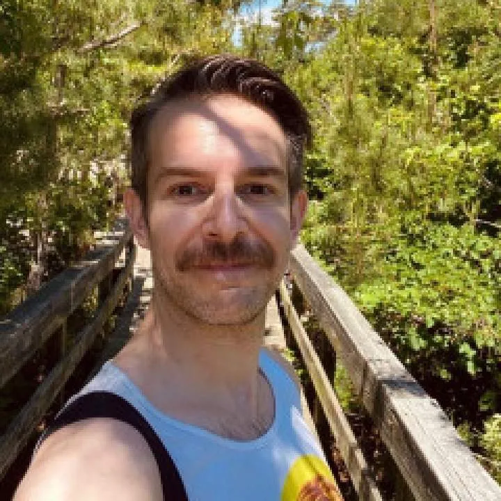 Adrian Kalvin Photo On Jungo Live