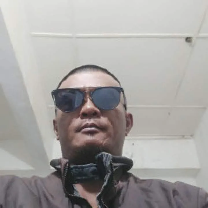 Boy Photo On Jungo Live