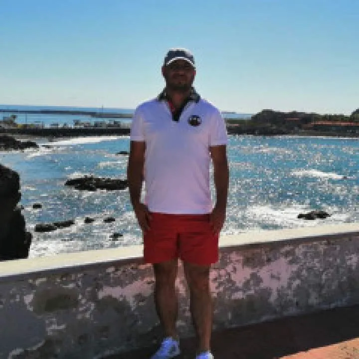 Fer.... Photo On Jungo Live