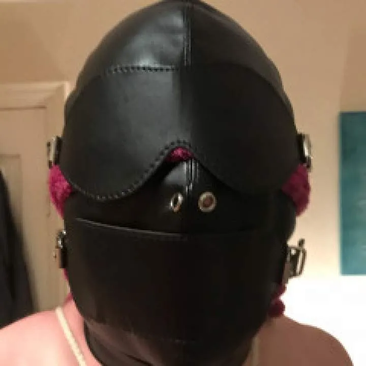 Adam Photo On Jungo Live