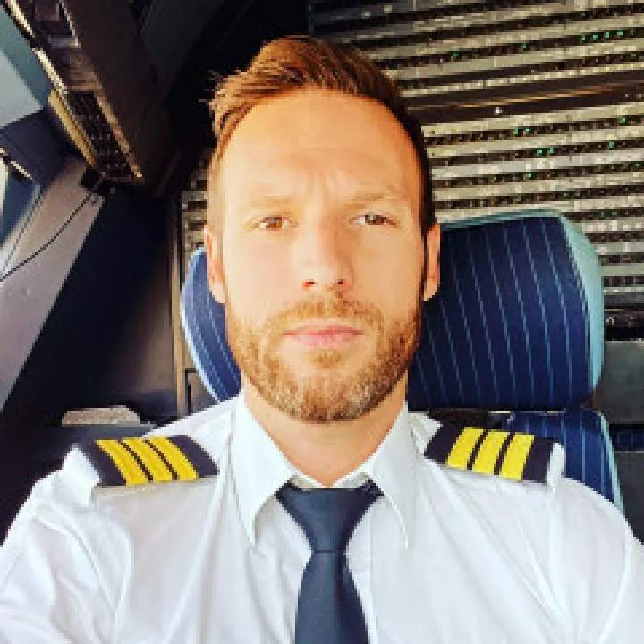 Wayne Photo On Jungo Live