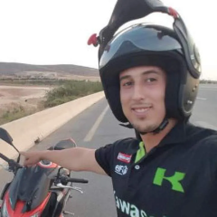 Momo Photo On Jungo Live