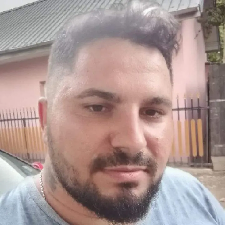 Andreei26 Photo On Jungo Live