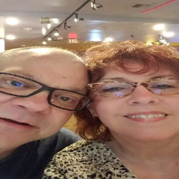 2for1couple........ Photo On Jungo Live