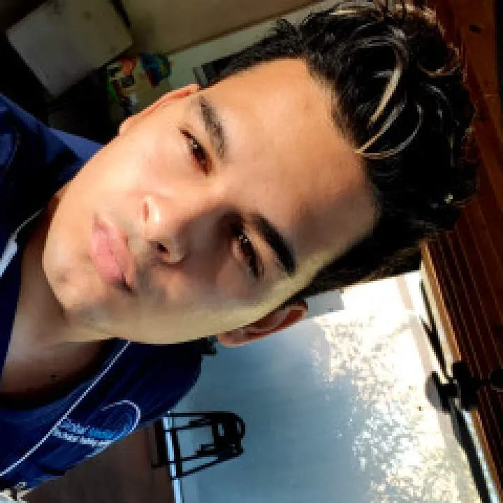 Ale Photo On Jungo Live