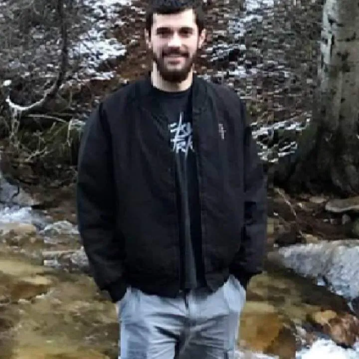 Kadin Photo On Jungo Live