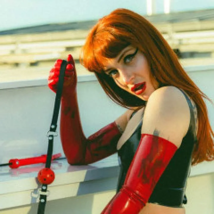 Fetish_domina Photo On Jungo Live