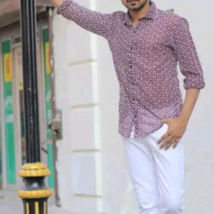 Nikhil Photo On Jungo Live