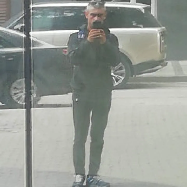 Val Photo On Jungo Live