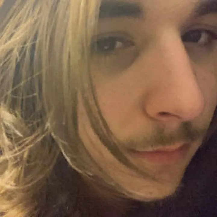 Carra77 Photo On Jungo Live