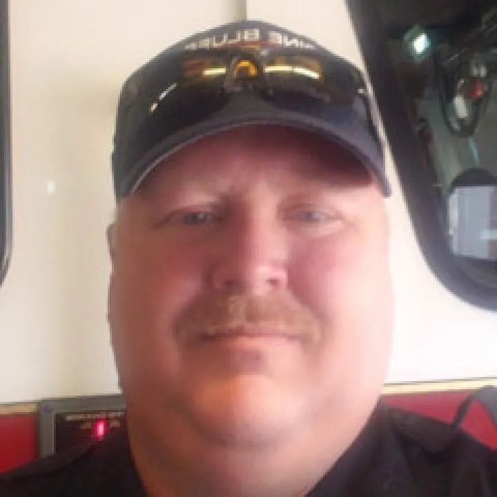 Chris Photo On Jungo Live