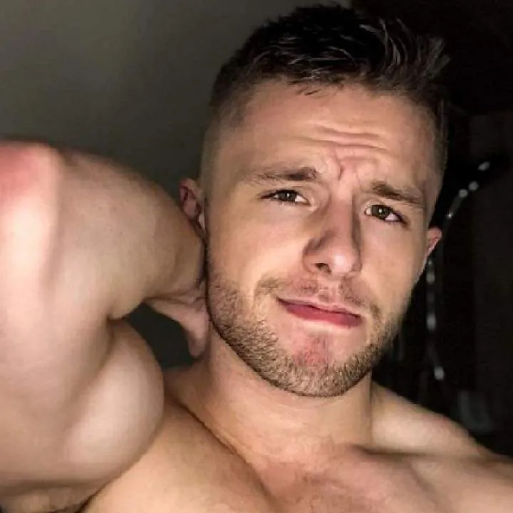 Deanbradbrody Photo On Jungo Live