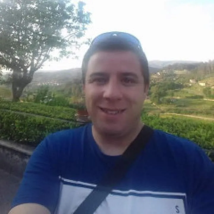 Homme Photo On Jungo Live