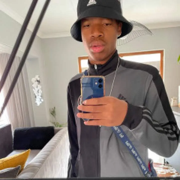 Handsome Photo On Jungo Live