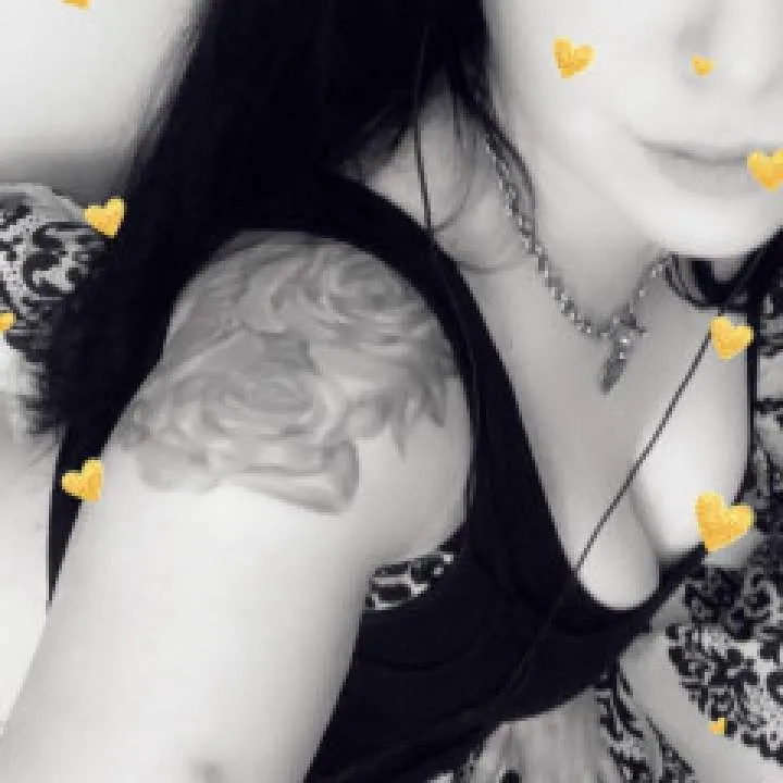 Skullybabe Photo On Jungo Live