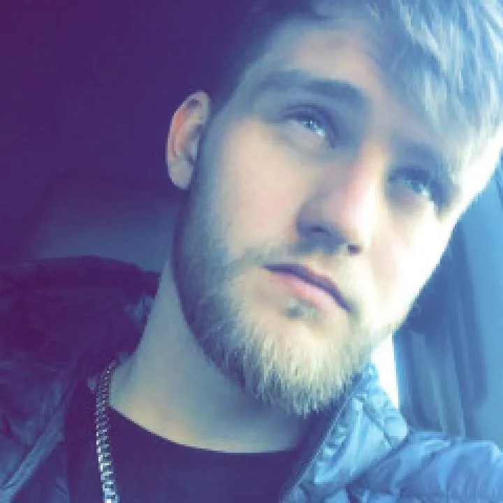 Totty Photo On Jungo Live