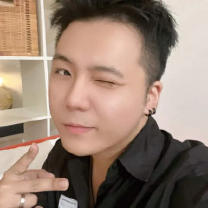 Zac Photo On Jungo Live