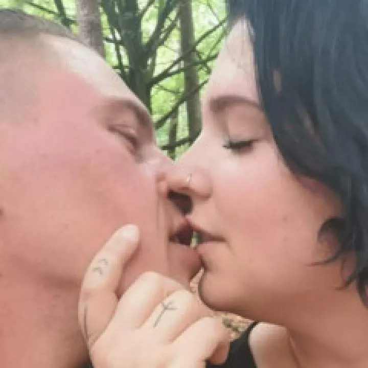 Hotswing Photo On Jungo Live