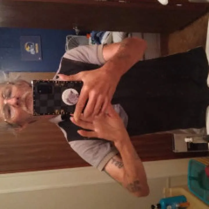 Mike Photo On Jungo Live