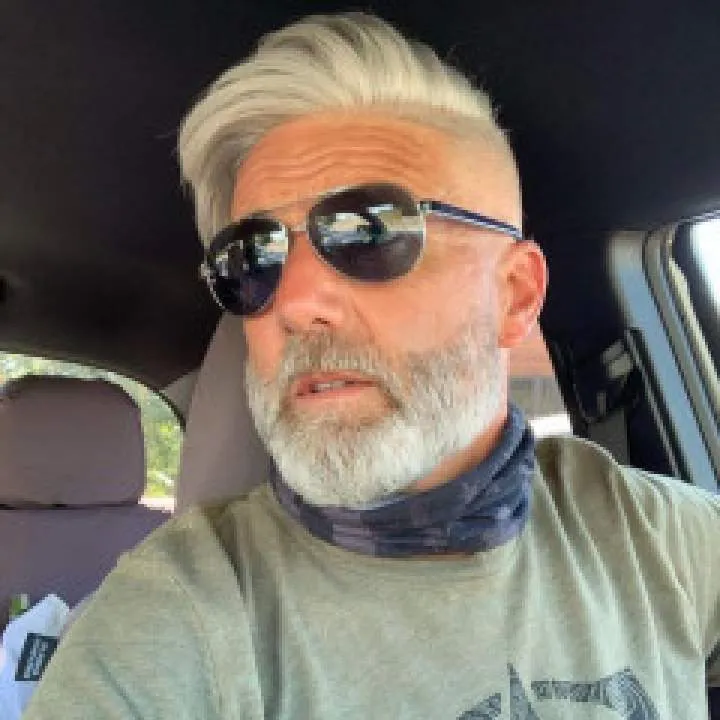 Mark Photo On Jungo Live