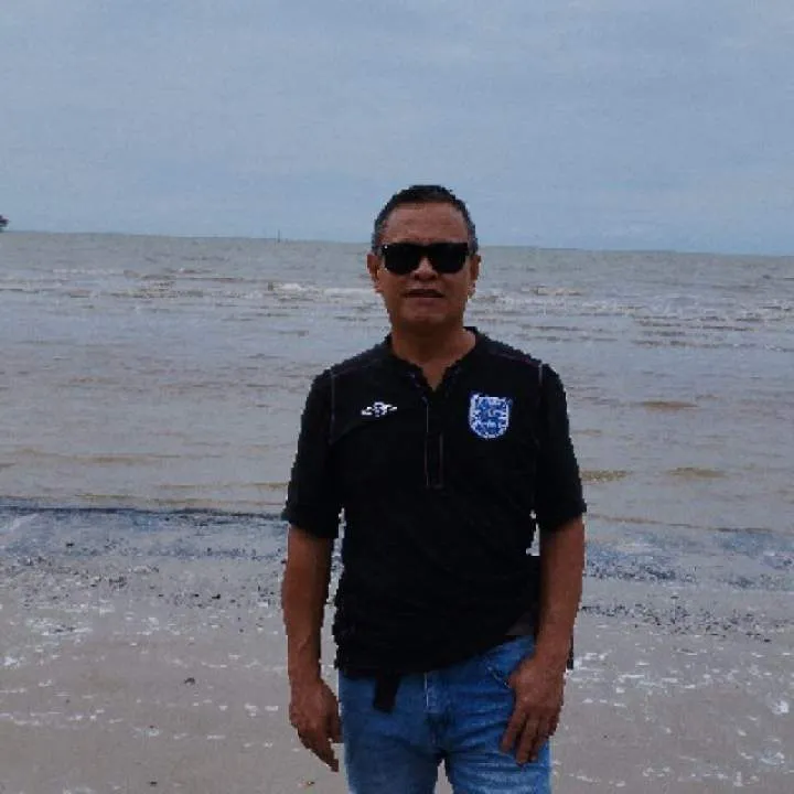 Helmy(emy) Photo On Jungo Live