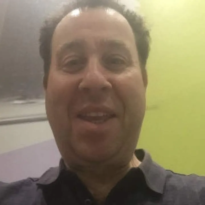 Hunky Photo On Jungo Live