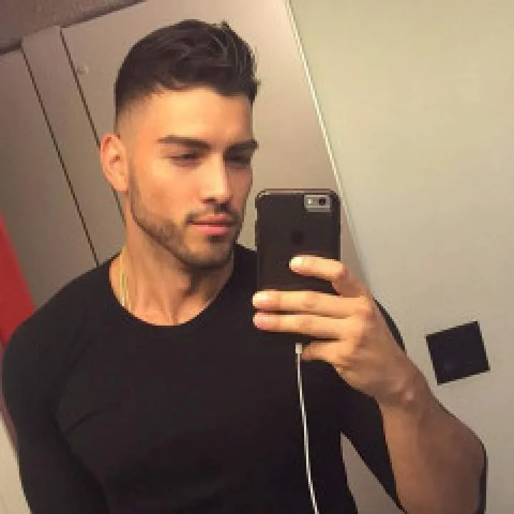 Carlos Stephen Photo On Jungo Live