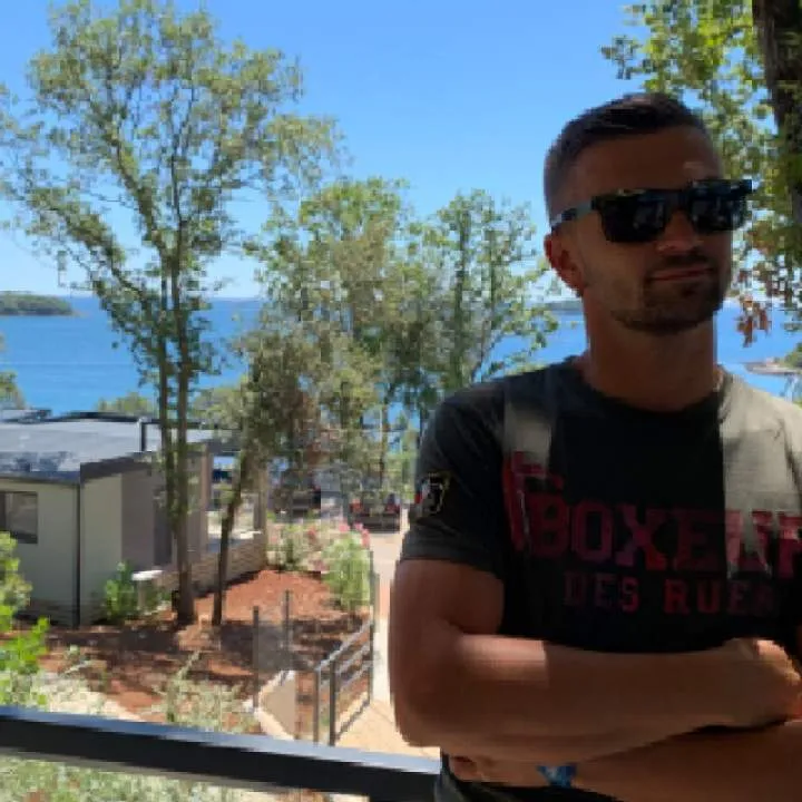 Stipoch Photo On Jungo Live