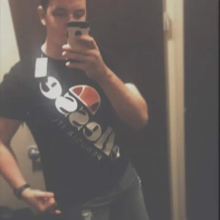 Birdlipboy Photo On Jungo Live