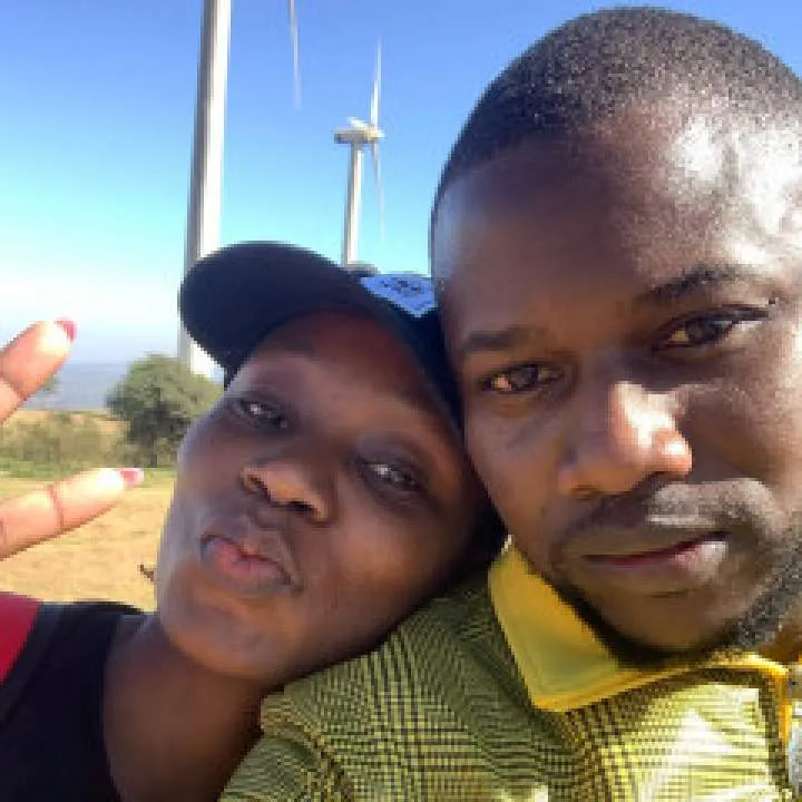 Tiene Photo On Jungo Live