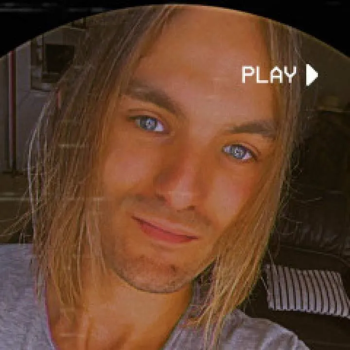 Johnny Photo On Jungo Live