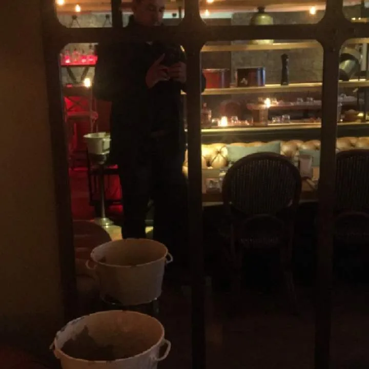 Moe Photo On Jungo Live