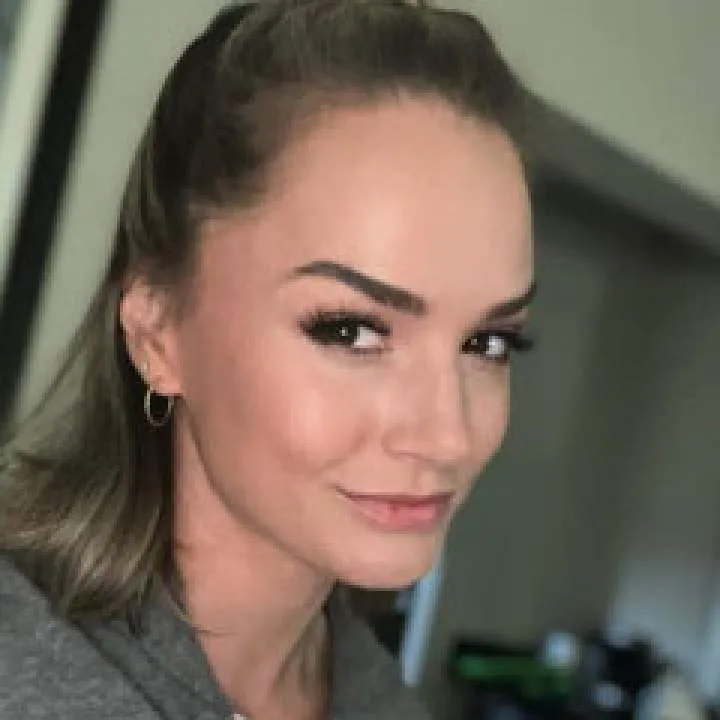 Sarah Photo On Jungo Live