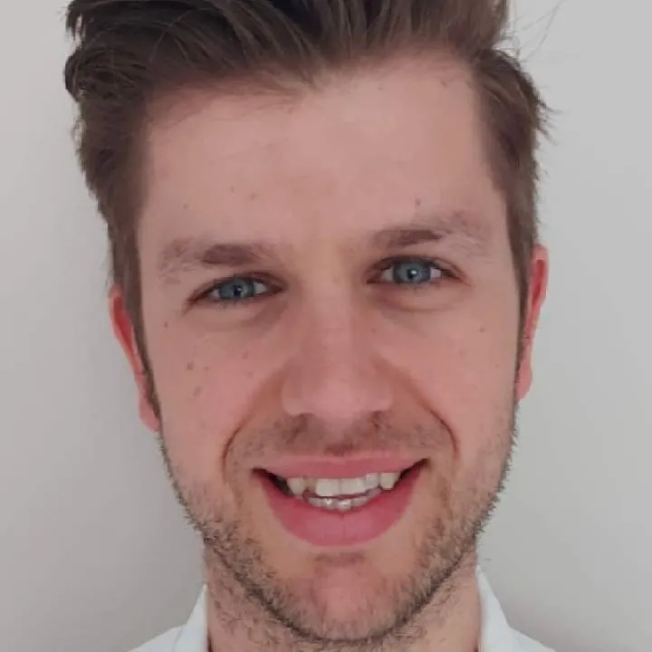 Chris Photo On Jungo Live