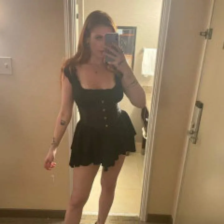 Mistress Emilycldycross Photo On Jungo Live