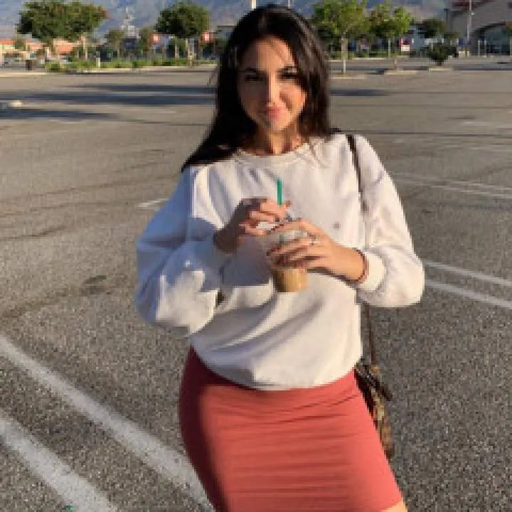 Linda Photo On Jungo Live