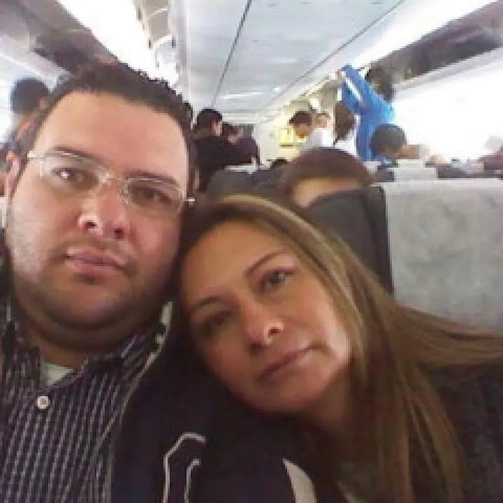 Couplehot.... Photo On Jungo Live