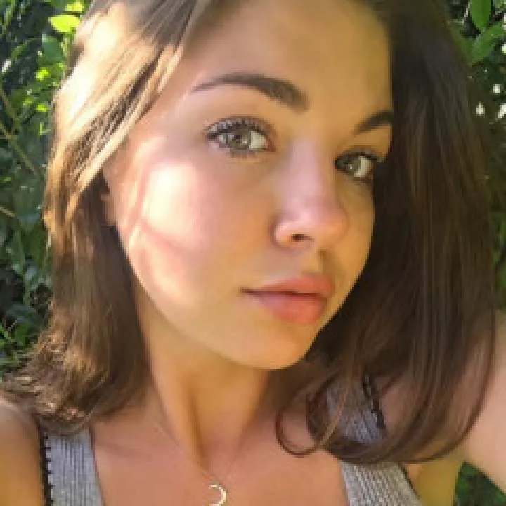 Elizabeth Photo On Jungo Live