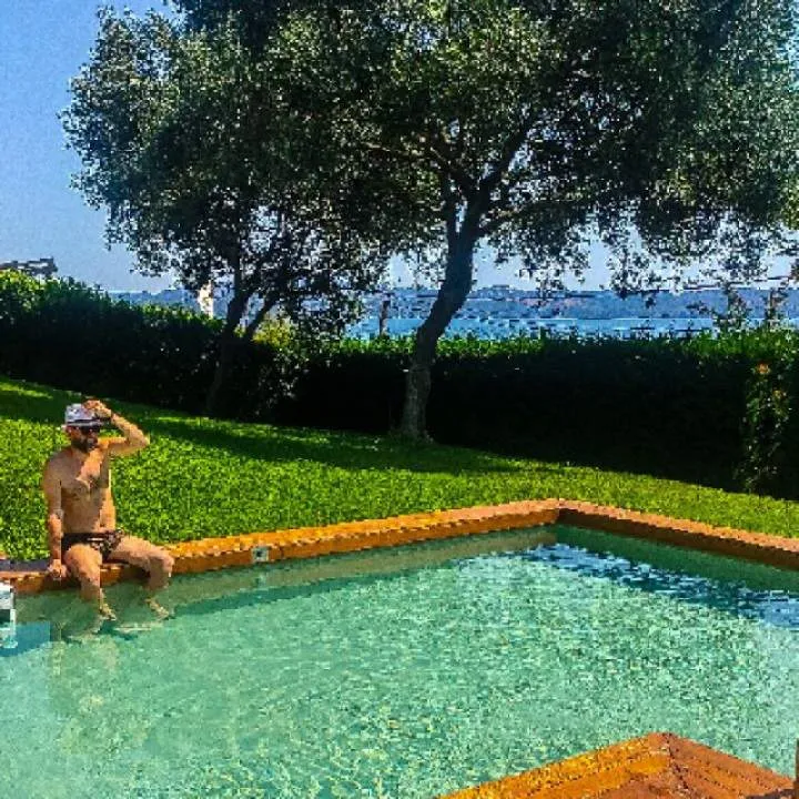 Alex77 Photo On Jungo Live